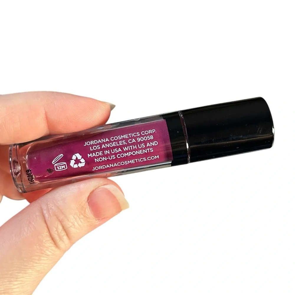 SALE Jordana Sweet Cream Matte Liquid Lip Color Lipstick #26 Currant Jam Discont